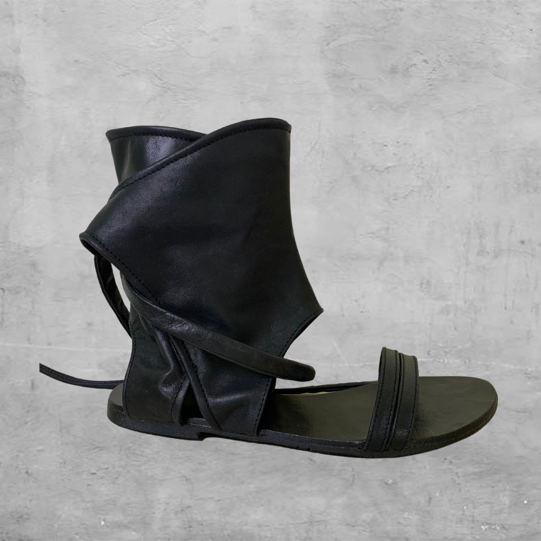 Samurai sandals