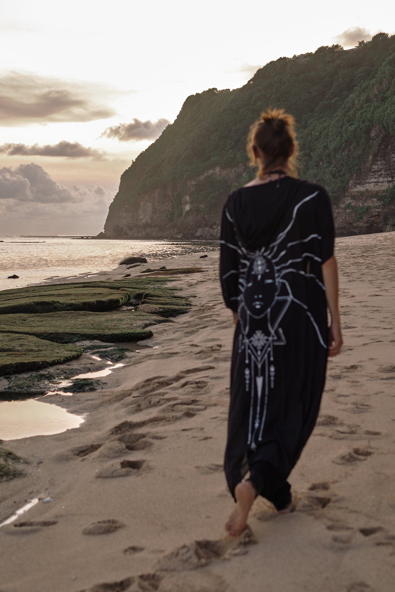 Wandering Monk Kimono | Black | Him