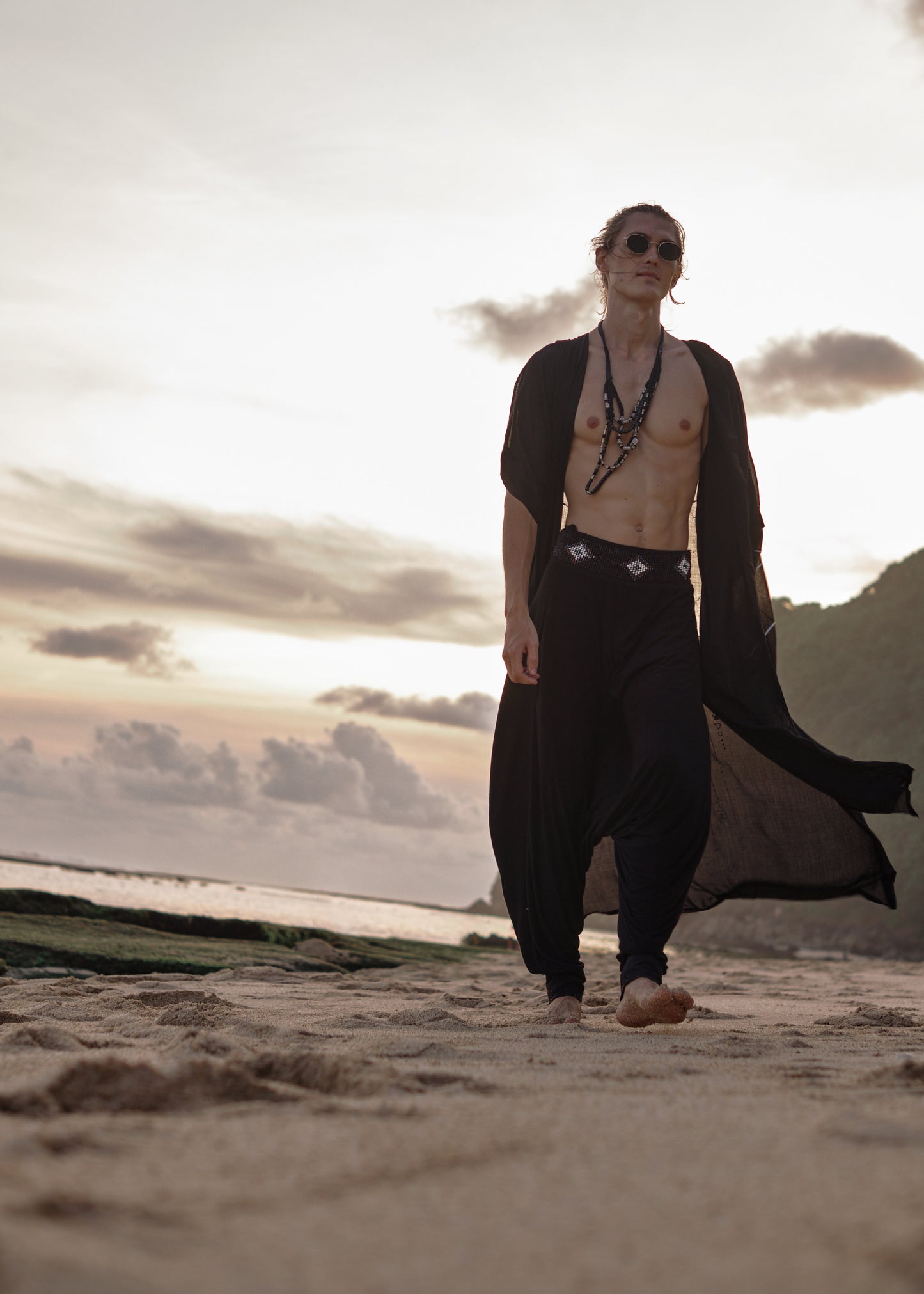 Wandering Monk Kimono | Black | Him