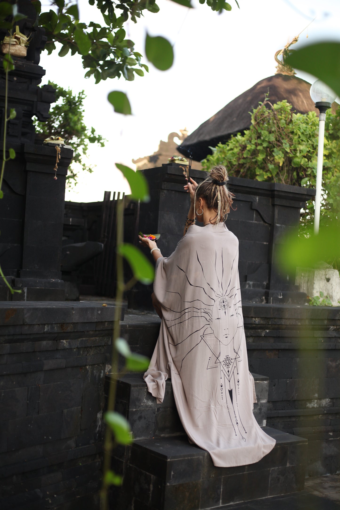 Wandering Monk Kimono | Ivory | Her