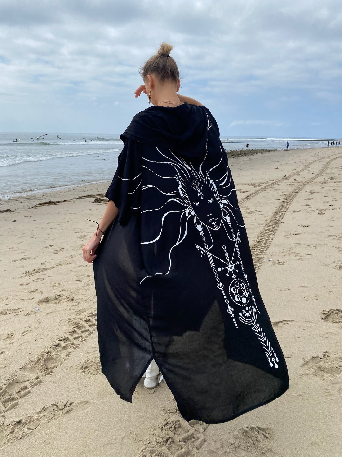 Celestial Spirit Kimono | Black | Her