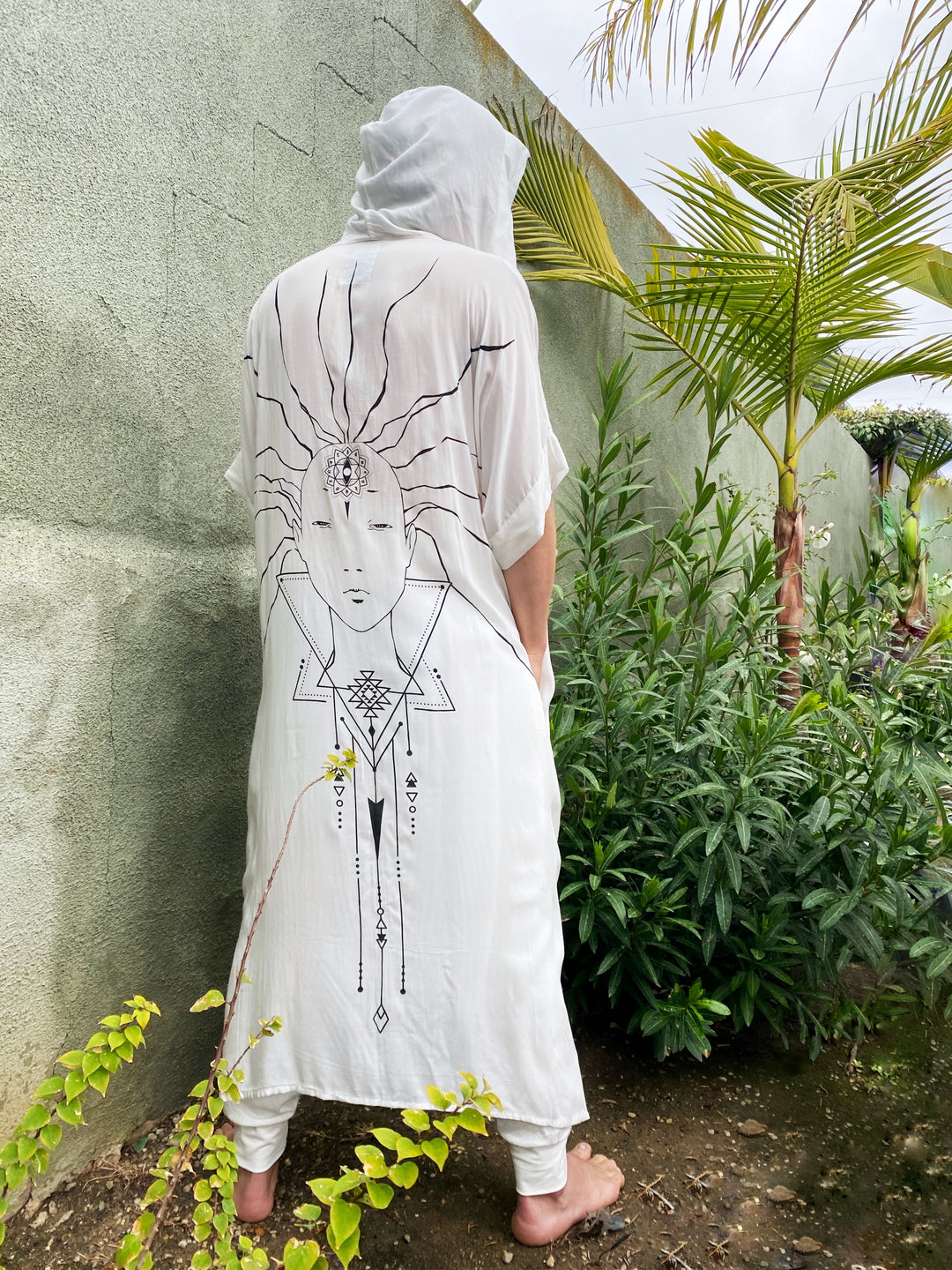 Wandering Monk Kimono | White | Him